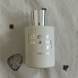 Juliette Has a Gun Not a Perfume